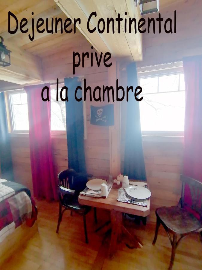 L'Oasis Du Pirate Bed & Breakfast Lévis Exterior foto