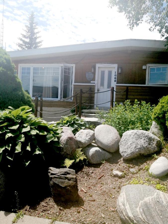 L'Oasis Du Pirate Bed & Breakfast Lévis Exterior foto